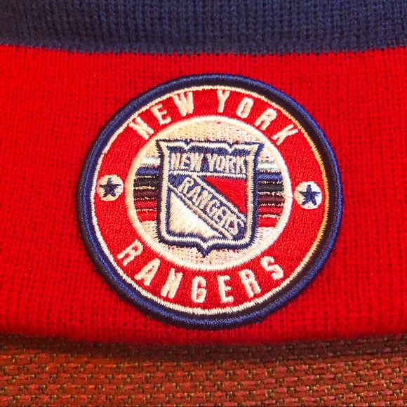 New York Rangers 🔵🔴 NHL New Era Beanie Hat NWT - Picture 2 of 5